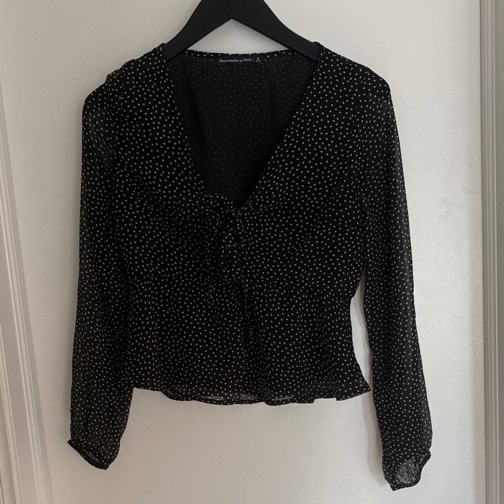Abercrombie & Fitch Black and White Dotted Blouse